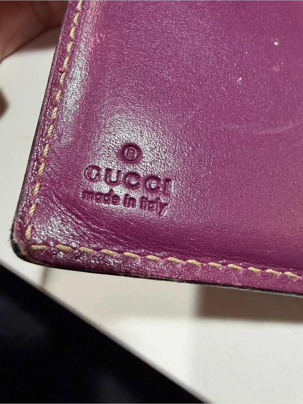 GUCCI Patent Leather Bow Accent Compact Wallet - Burgundy - Picture 6 of 8